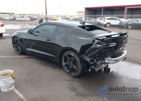 2018 Chevrolet Camaro 2Ss z USA, uszkodzony, nr VIN 1G1FH1R77J0108814